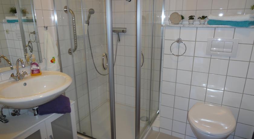 Ferienwohnung Uenglingen 스탕달 객실 사진